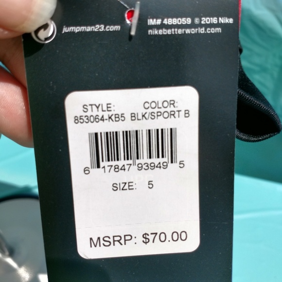 NWT Nike Therma Fit Air Jordan Boys Jacket - Picture 8 of 8